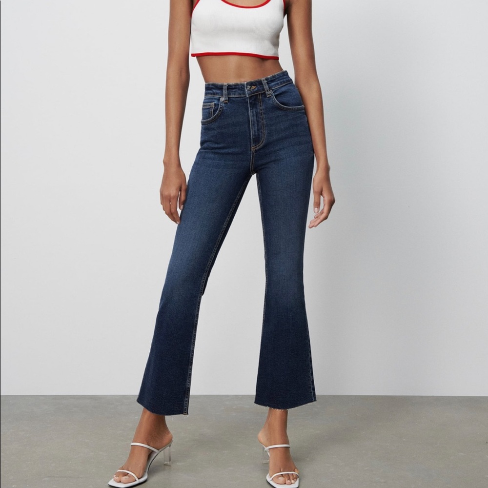ZARA Mid-rise Flared Jeans